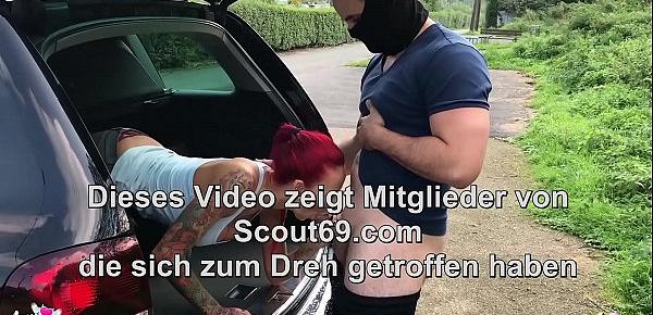  Echter Parkplatz Sex mit Fremden - Deutsches Teen Anni Angel fickt Outdoor - German Redhead